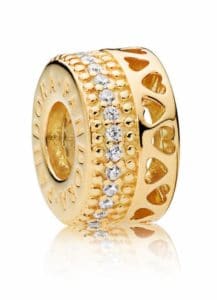 Espaceur Cœurs PANDORA Pandora Shine 69€ - 767415CZ Espaceur Cœurs PANDORA Pandora Shine 69€ - 767415CZ