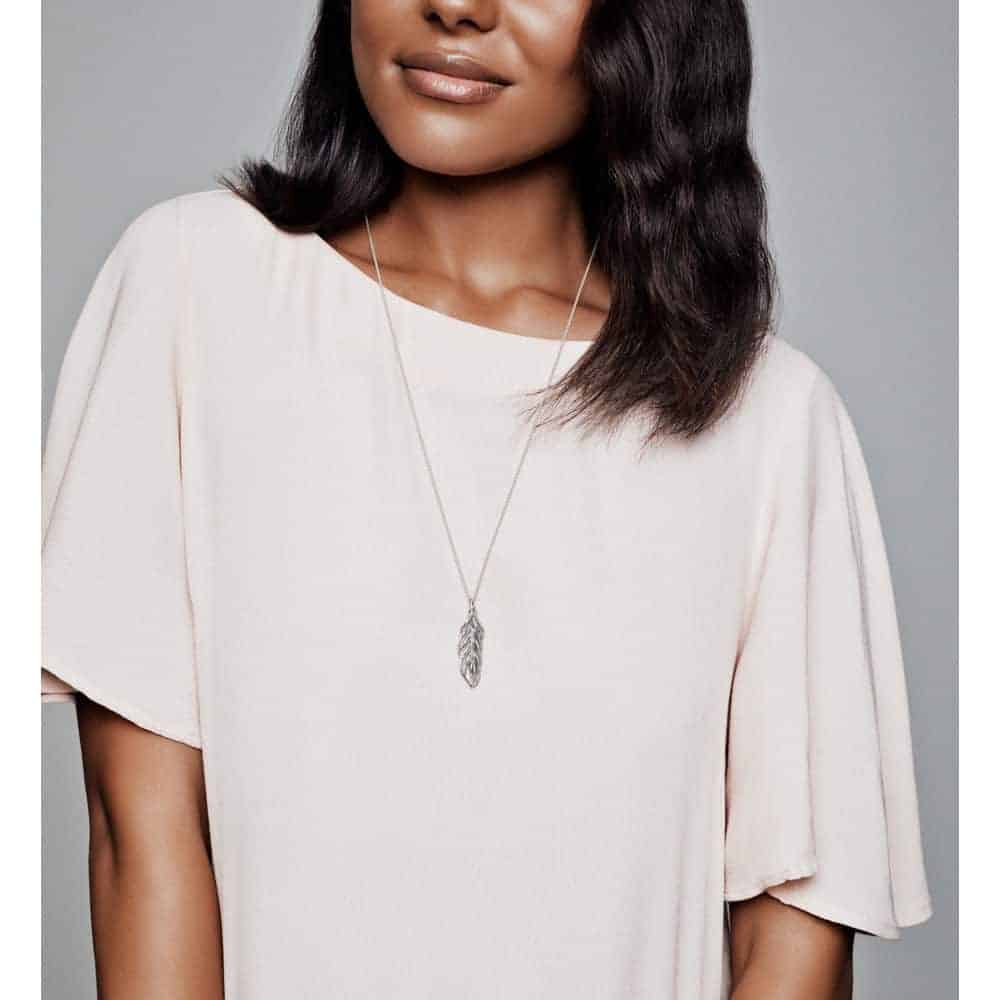 Le collier Grains Flottants, 89€ - 397753CZ Le collier Grains Flottants, 89€ - 397753CZ