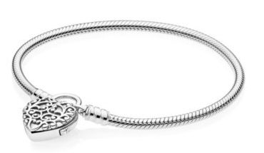 Bracelet moment lisse en argent Pandora 69€ - 597602 Bracelet moment lisse en argent Pandora 69€ - 597602