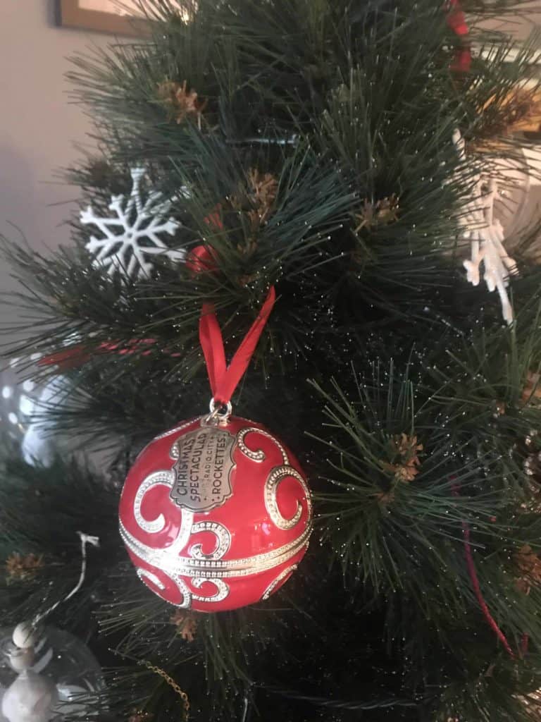 Boule de Noël Arabesque Resplendissante Boule de Noël Arabesque Resplendissante