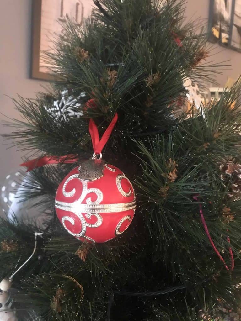 Boule de Noël Arabesque Resplendissante Boule de Noël Arabesque Resplendissante