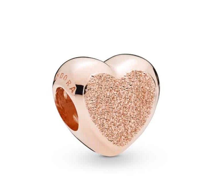 Charm Cœur Grain de Sable en Pandora Rose 49€ - 787881 Charm Cœur Grain de Sable en Pandora Rose 49€ - 787881