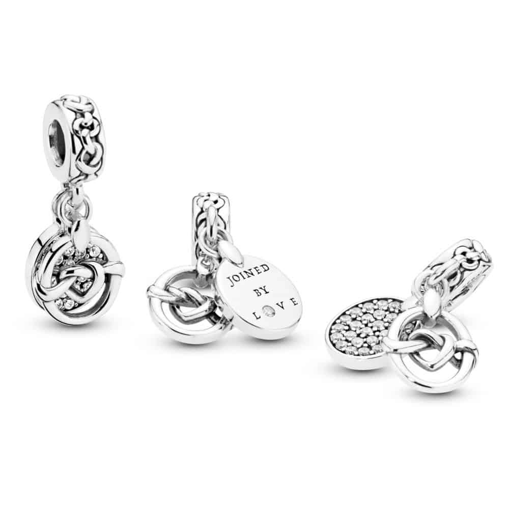 Pendant Charm Cœurs Noués 49,00 € - 798095CZ Pendant Charm Cœurs Noués 49,00 € - 798095CZ