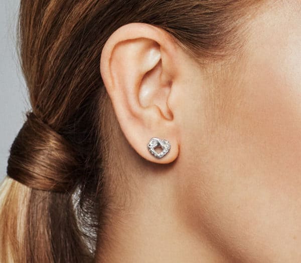 Clous d'Oreilles Cœurs Noués 45,00 € - 298019CZ Clous d'Oreilles Cœurs Noués 45,00 € - 298019CZ