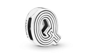 Charm Clip Lettre Q PANDORA Reflexions en Argent 29,00 € - 798213 Charm Clip Lettre Q PANDORA Reflexions en Argent 29,00 € - 798213