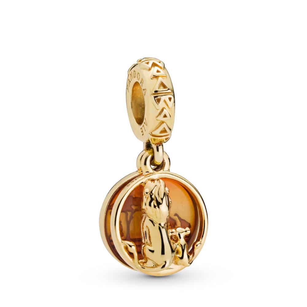 Charm pendant Disney Simba et Mufasa en Pandora Shine 89,00 € - 768639C01 Charm pendant Disney Simba et Mufasa en Pandora Shine 89,00 € - 768639C01