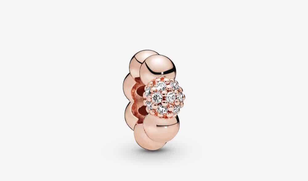 Charm espaceur Sphère Polie et Pavée Or Rose 39,00 € - 788310CZ Charm espaceur Sphère Polie et Pavée Or Rose 39,00 € - 788310CZ