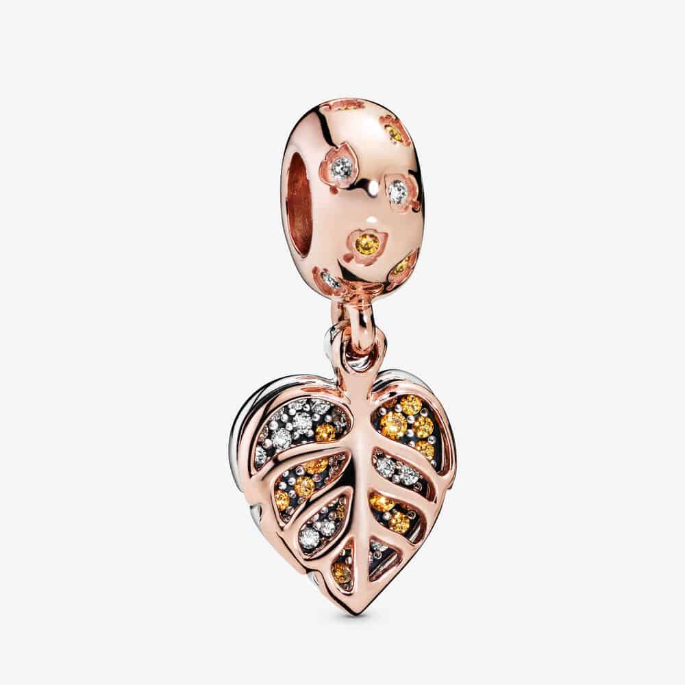 Charm pendant Feuilles Scintillantes 65,00 € - 788247CZ Charm pendant Feuilles Scintillantes 65,00 € - 788247CZ
