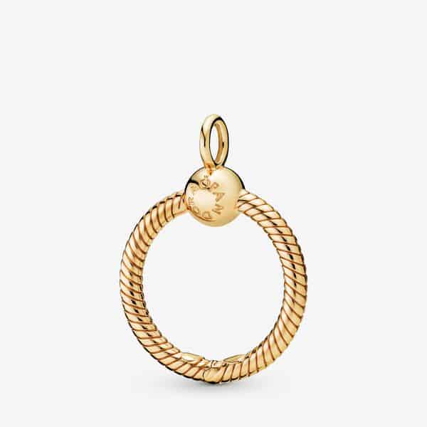 Pendentif O Pandora Moments Petit Shine 69,00 € - 368736C00 Pendentif O Pandora Moments Petit Shine 69,00 € - 368736C00