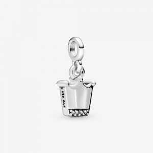 Charm couronne Pandora Me 12€ soldé 7.2€ - 798377CZ Charm couronne Pandora Me 12€ soldé 7.2€ - 798377CZ