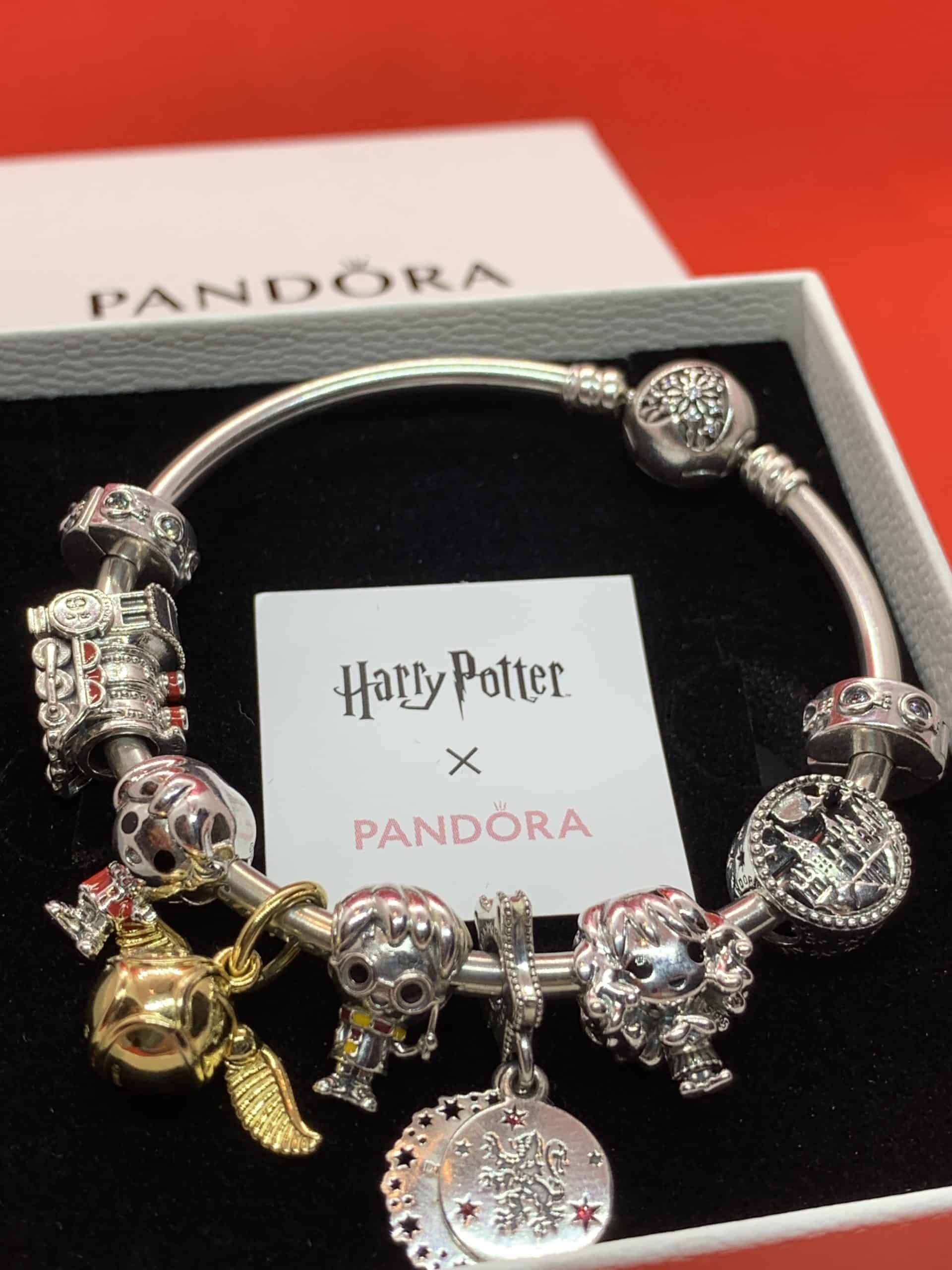 Mon bracelet au complet avec l'arrivée de Ron et Hermione Mon bracelet au complet avec l'arrivée de Ron et Hermione