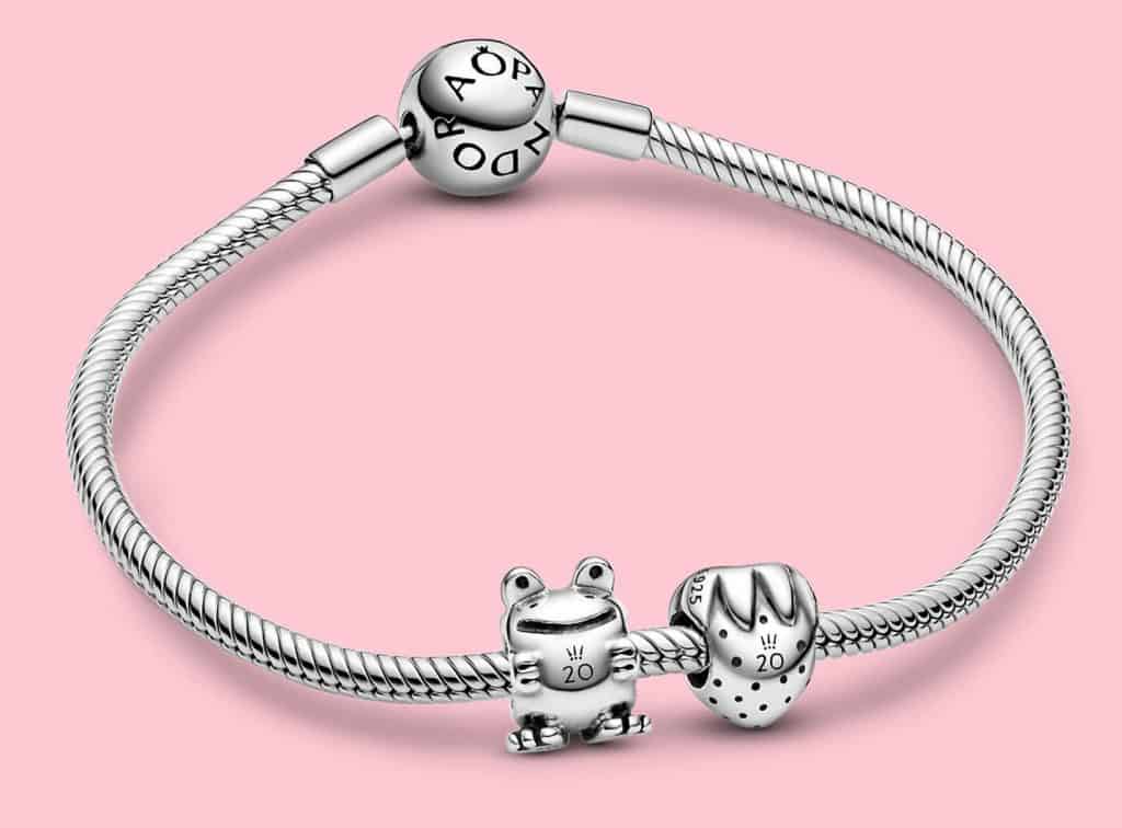 20 ans Pandora : La fraise et la grenouille 20 ans Pandora : La fraise et la grenouille