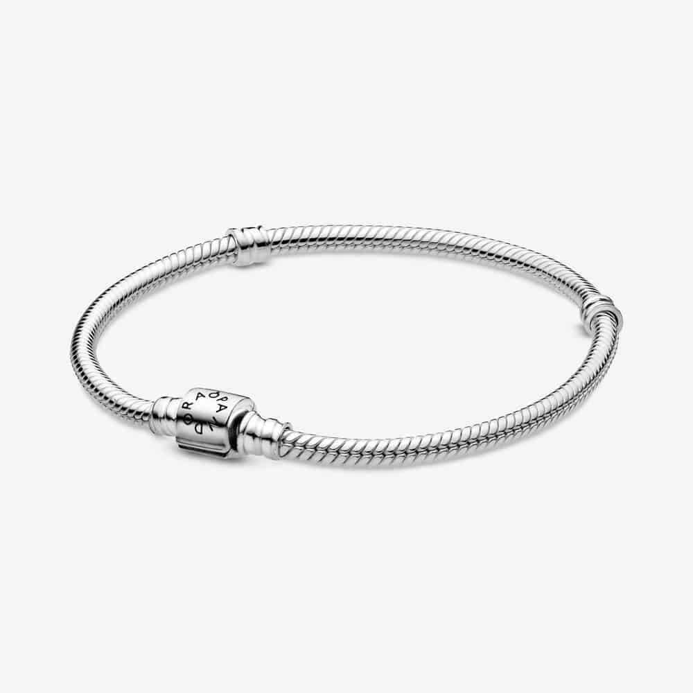 Bracelet Maille Serpent Fermoir Barillet Pandora Moments 59,00 € - 598816C00 Bracelet Maille Serpent Fermoir Barillet Pandora Moments 59,00 € - 598816C00