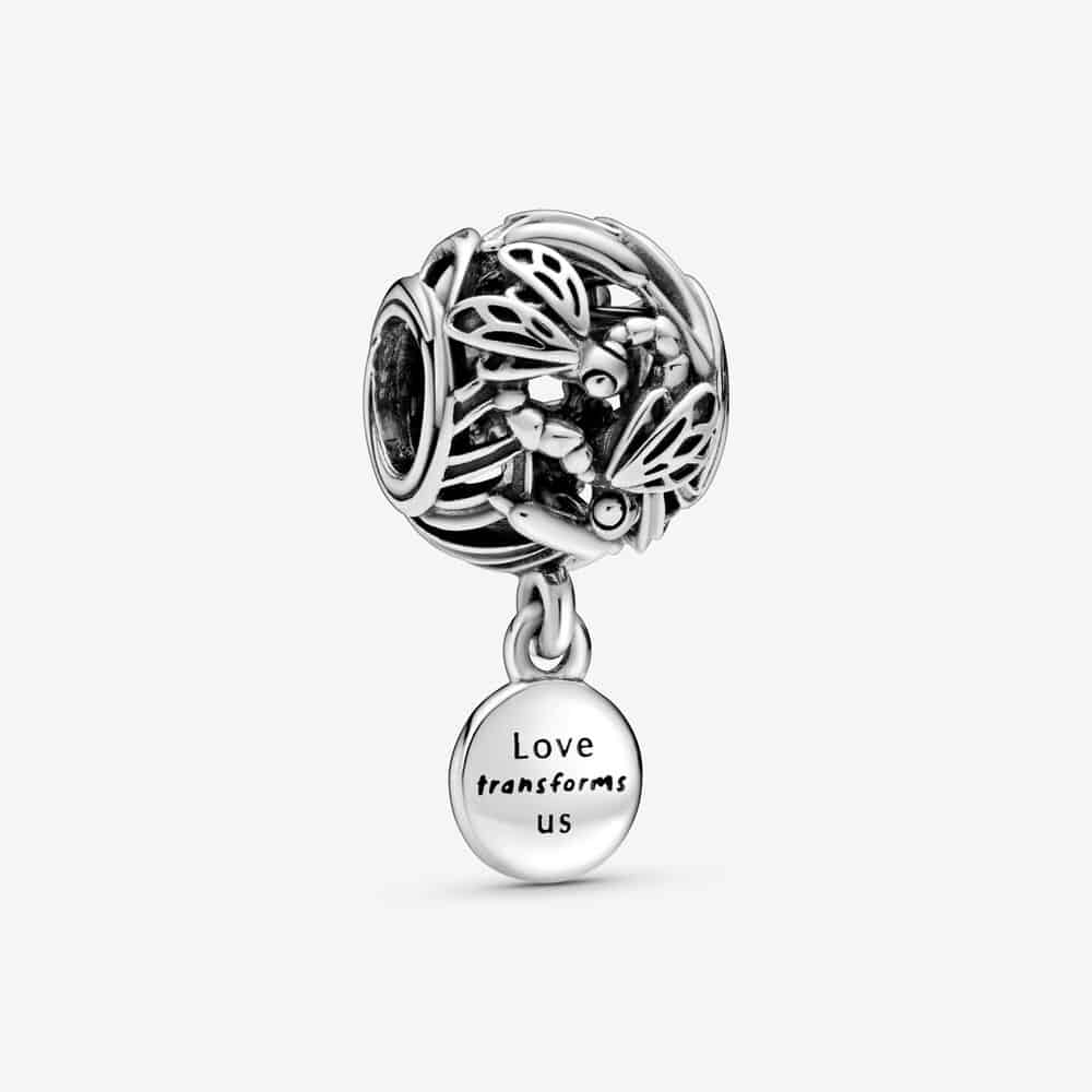 Charm Libellule d’Amour Ajouré 29,00 € - 798814C00 Charm Libellule d’Amour Ajouré 29,00 € - 798814C00