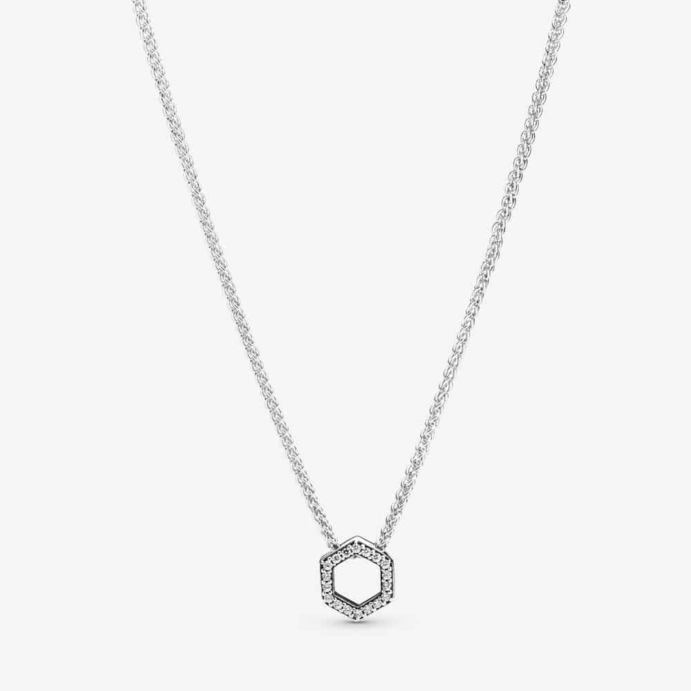 Collier Nid d’Abeilles Hexagonal Scintillant 69,00 € - 398787C01 Collier Nid d’Abeilles Hexagonal Scintillant 69,00 € - 398787C01