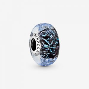 Charm Océan Verre de Murano Bleu Foncé Ondulé 29,00 € - 798938C00 Charm Océan Verre de Murano Bleu Foncé Ondulé 29,00 € - 798938C00