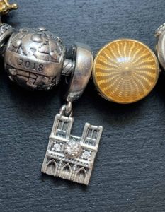 Notre dame et Soleil : Bracelet Voyage Notre dame et Soleil : Bracelet Voyage
