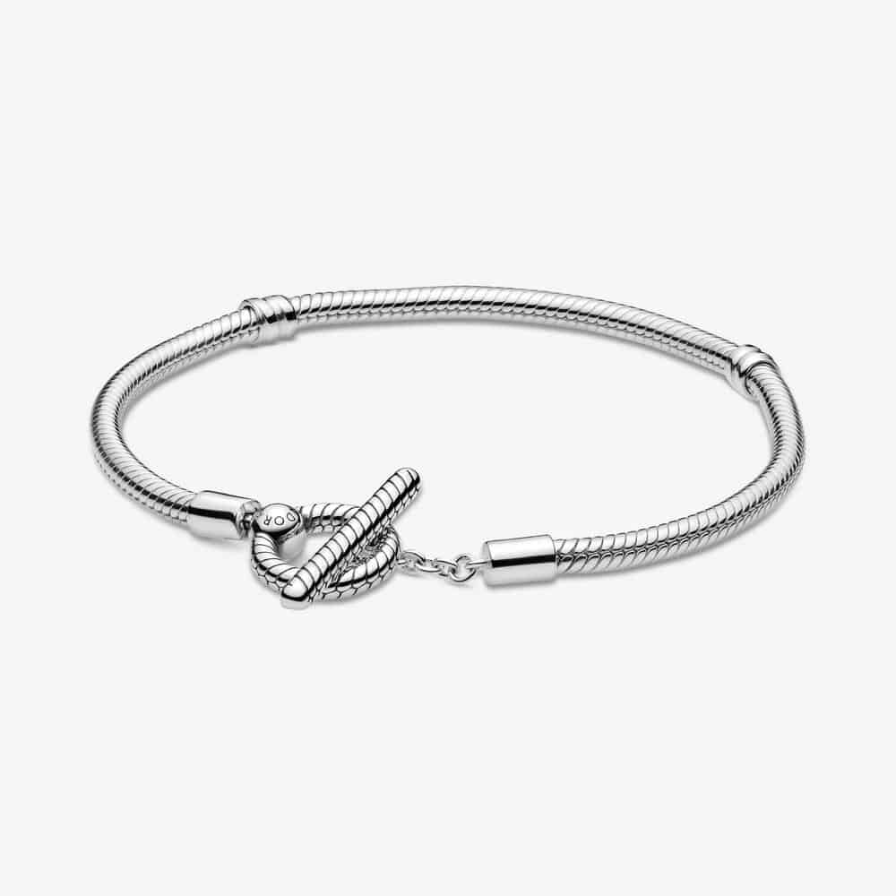 Bracelet Maille Serpent Fermoir en T Pandora Moments 69,00 € - 599082C00 Bracelet Maille Serpent Fermoir en T Pandora Moments 69,00 € - 599082C00