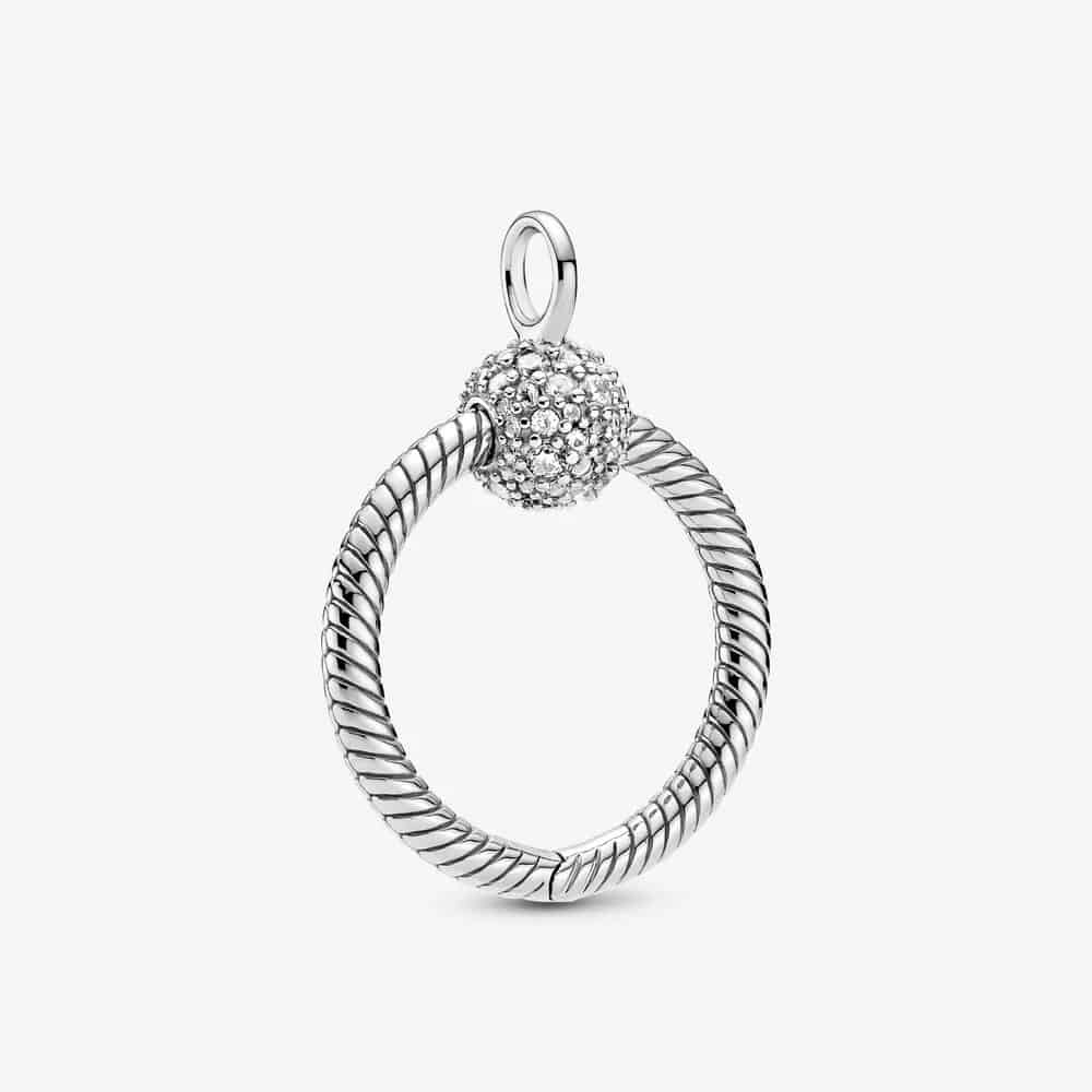 Petit Pendentif O Pavé Pandora Moments 59,00 € - 399097C01 Petit Pendentif O Pavé Pandora Moments 59,00 € - 399097C01
