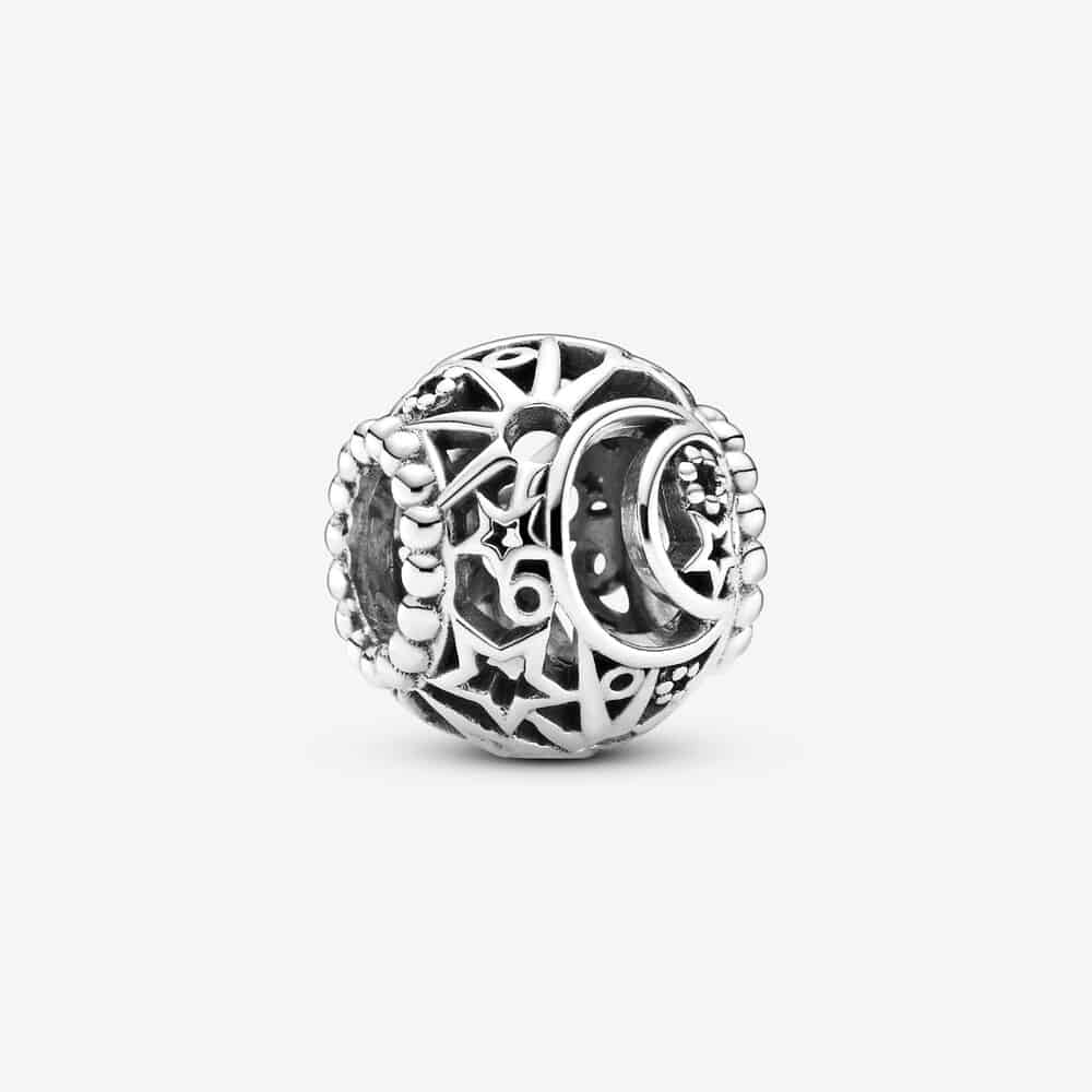 Charm Ajouré Soleil, Étoiles & Lune 19,00 € - 799183C00 Charm Ajouré Soleil, Étoiles & Lune 19,00 € - 799183C00