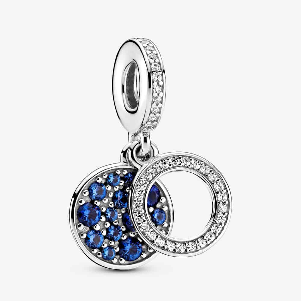 Charm Pendant Double Disque Bleu Scintillant 59,00 € - 799186C01 Charm Pendant Double Disque Bleu Scintillant 59,00 € - 799186C01