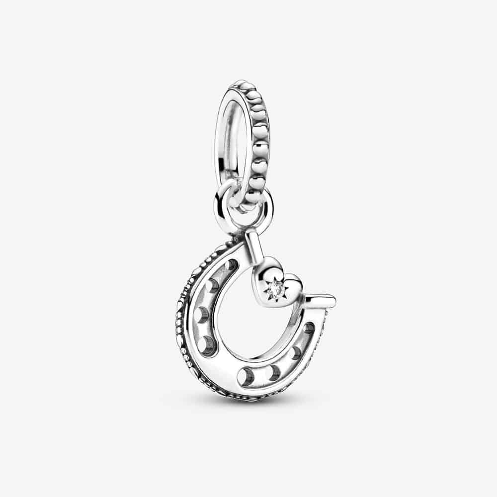 Charm Pendant Fer à Cheval Porte-Bonheur 29,00 € - 799157C01 Charm Pendant Fer à Cheval Porte-Bonheur 29,00 € - 799157C01