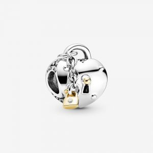 Charm Cœur et Cadenas Bicolore 69,00 € - soldé 34.50€ Charm Cœur et Cadenas Bicolore 69,00 € - soldé 34.50€