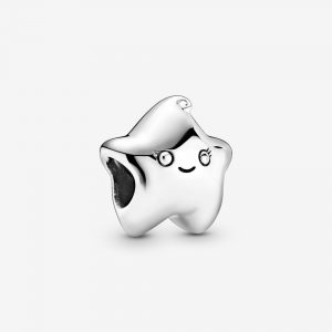 Charm Isa L’Étoile 29,00 € - 799211C00 Charm Isa L’Étoile 29,00 € - 799211C00