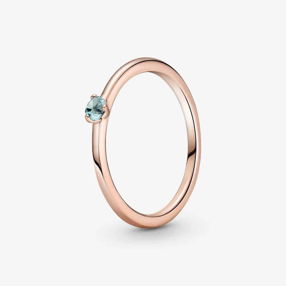 Bague Solitaire Bleue Claire 39,00 € - 189259C02 Bague Solitaire Bleue Claire 39,00 € - 189259C02