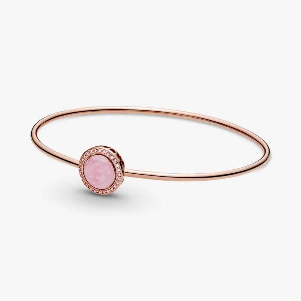 Bracelet Jonc Tourbillon Rose 149,00 € - 589287C01 Bracelet Jonc Tourbillon Rose 149,00 € - 589287C01