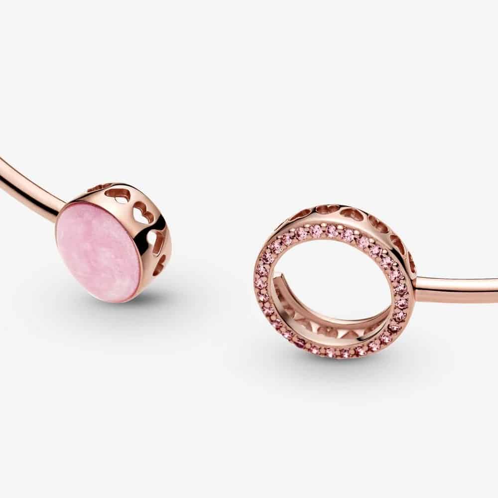 Ouverture du Bracelet Jonc Tourbillon Rose 149,00 € - 589287C01 Ouverture du Bracelet Jonc Tourbillon Rose 149,00 € - 589287C01