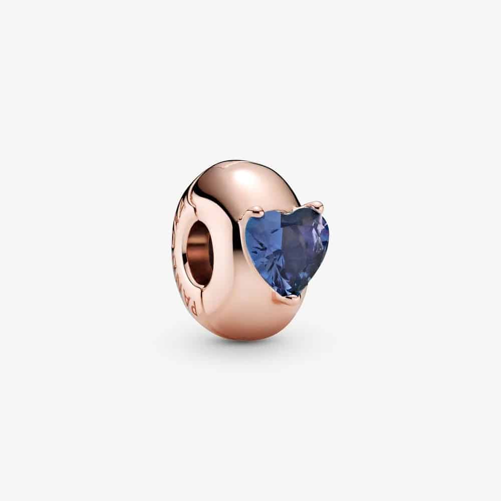 Charm Clip Solitaire Cœur Bleu 39,00 € - 789203C02 Charm Clip Solitaire Cœur Bleu 39,00 € - 789203C02