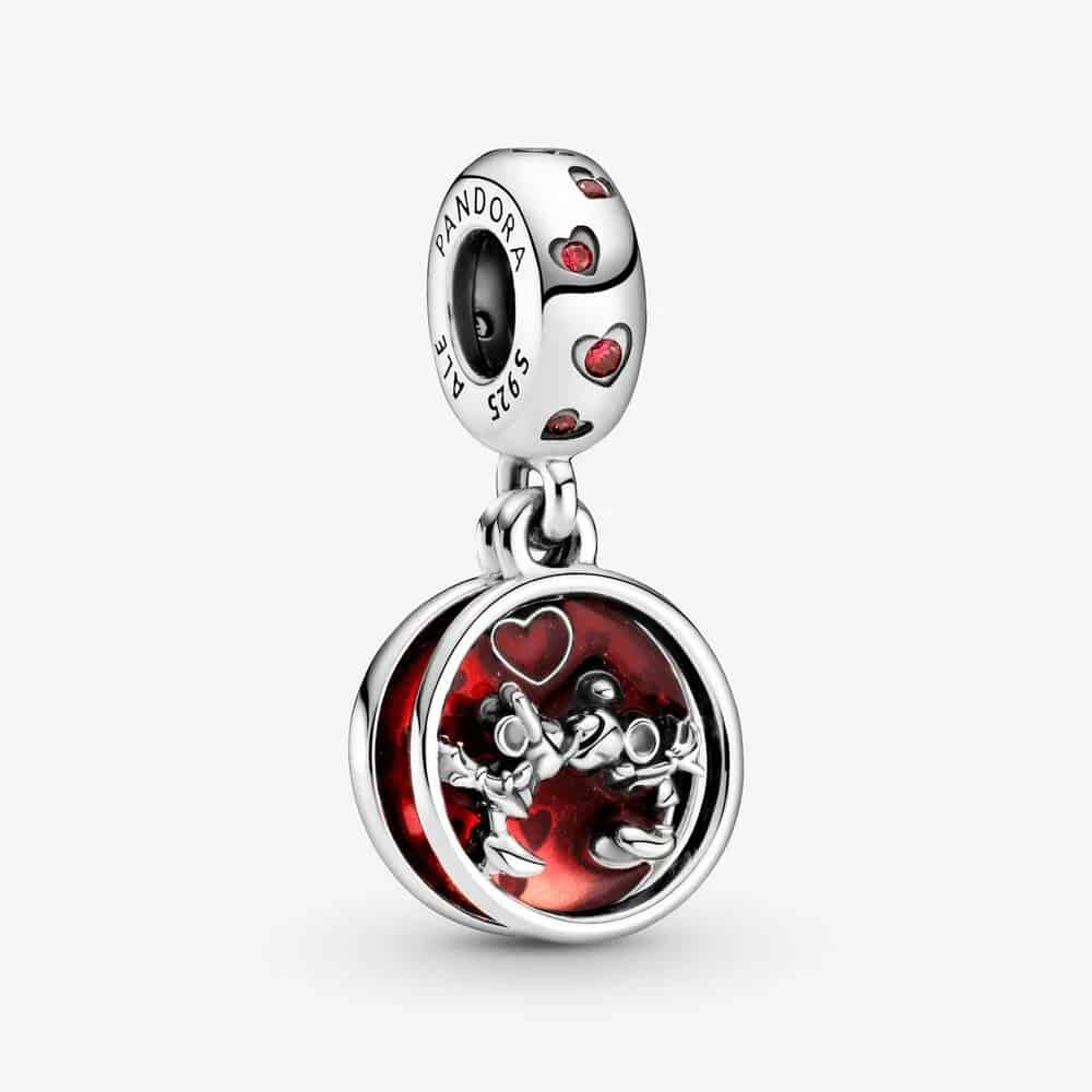 Charm Pendant Disney Mickey & Minnie Amour et Baisers 59,00 € - 799298C01 Charm Pendant Disney Mickey & Minnie Amour et Baisers 59,00 € - 799298C01