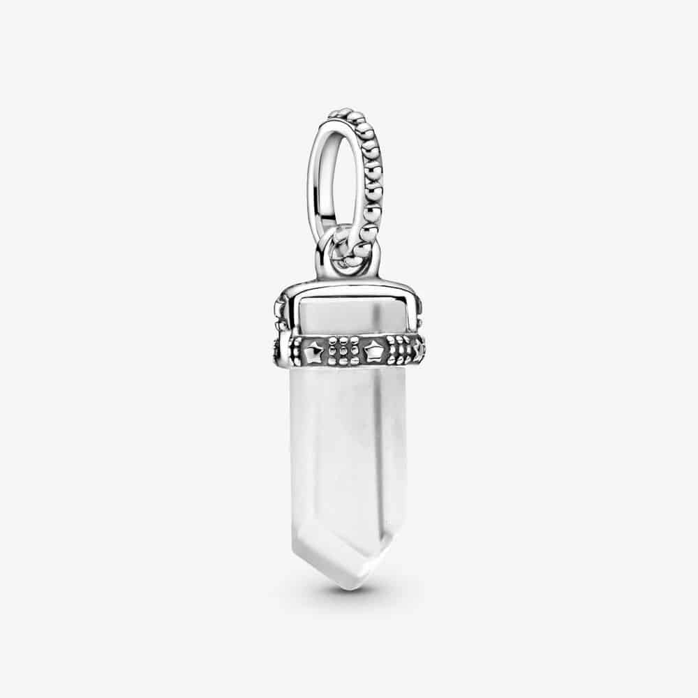 Pendentif Amulette Blanc 45,00 € - 399185C03 Pendentif Amulette Blanc 45,00 € - 399185C03