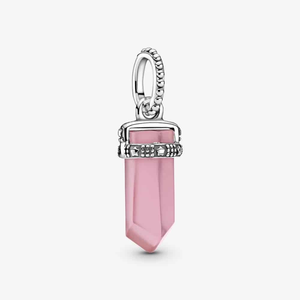 Pendentif Amulette Rose 45,00 € - 399185C02 Pendentif Amulette Rose 45,00 € - 399185C02