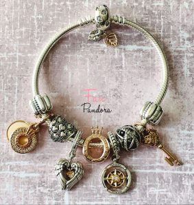 Bracelet club avec les soldes