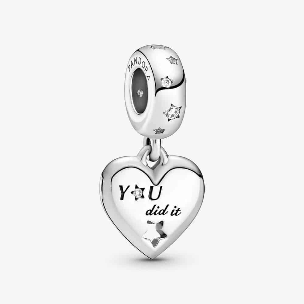 Charm Pendant Félicitations Cœur & Étoiles 35,00 € – 799323C01 Charm Pendant Félicitations Cœur & Étoiles 35,00 € – 799323C01