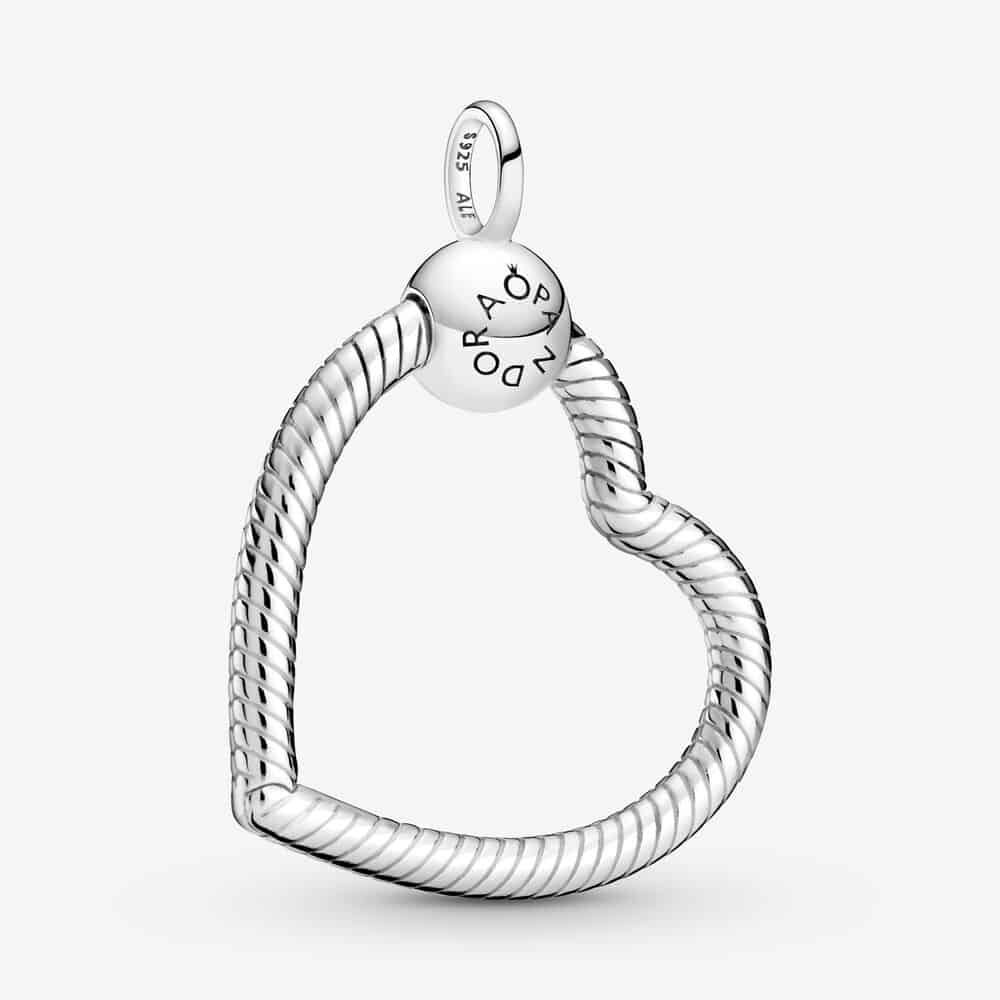 Pendentif O Cœur Pandora Moments 49,00 € – 399384C00 Pendentif O Cœur Pandora Moments 49,00 € – 399384C00