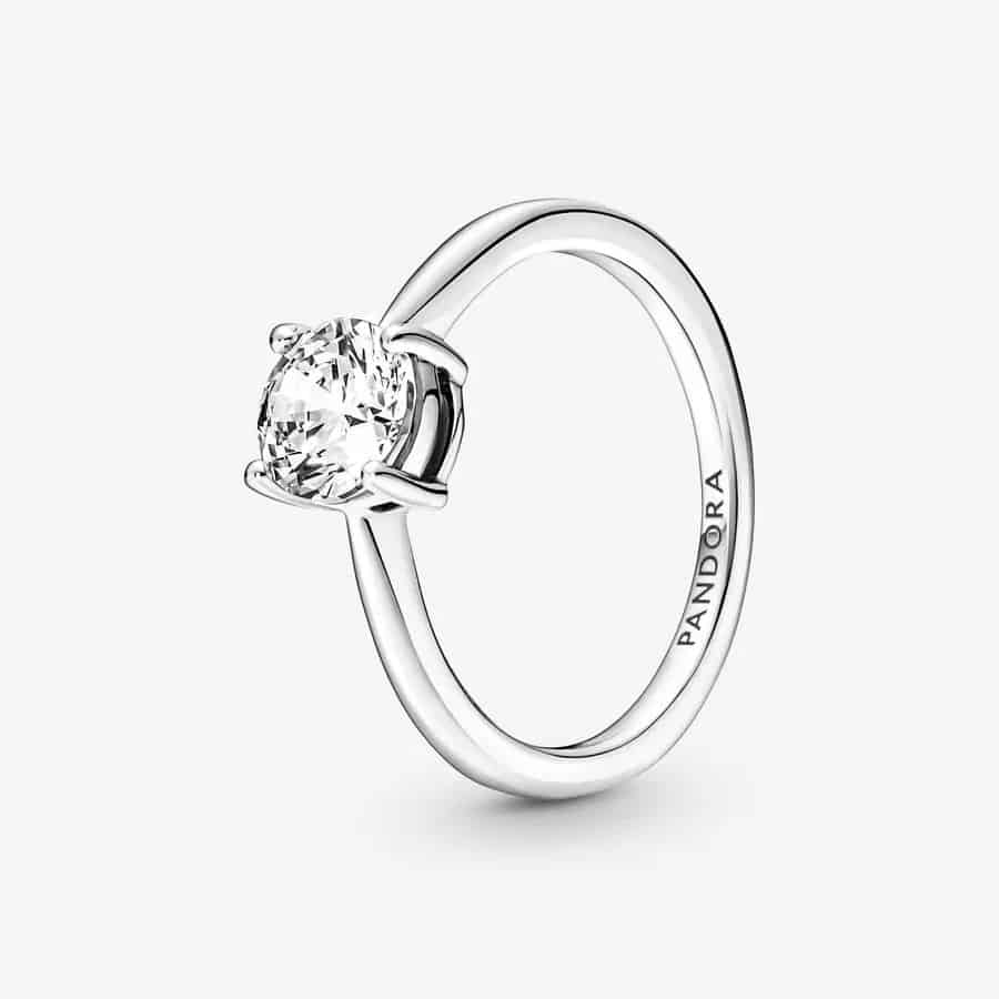 Bague Solitaire Scintillante 59,00 € - 190052C01 Bague Solitaire Scintillante 59,00 € - 190052C01