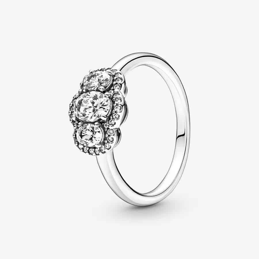 Bague Vintage Trois Pierres 89,00 € - 190049C01 Bague Vintage Trois Pierres 89,00 € - 190049C01