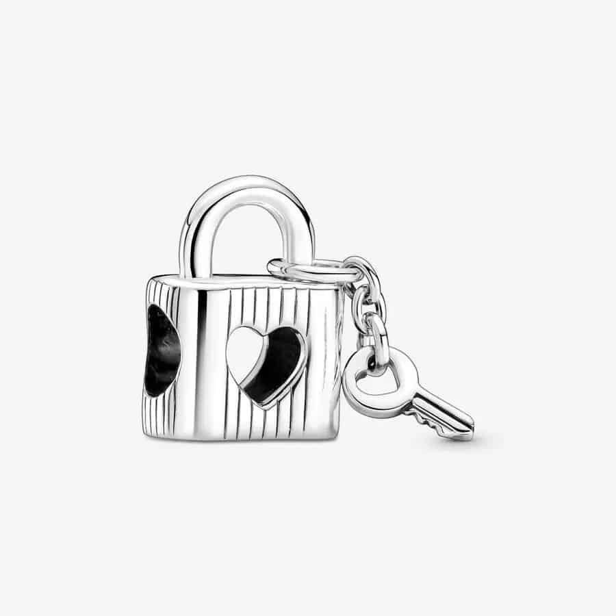 Charm Cadenas et Clé Cœur 39,00 € - 790095C01 Charm Cadenas & Clé Cœur 39,00 € - 790095C01
