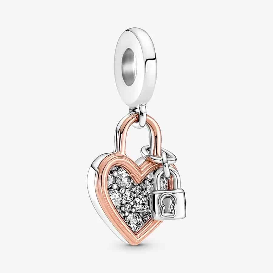 Charm Pendant Double Cadenas Cœur 59,00 € - 780087C01 Charm Pendant Double Cadenas Cœur 59,00 € - 780087C01