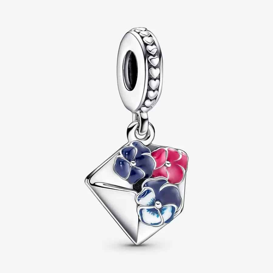 Charm Pendant Enveloppe et Pensées 49,00 € - 790787C01 Charm Pendant Enveloppe et Pensées 49,00 € - 790787C01