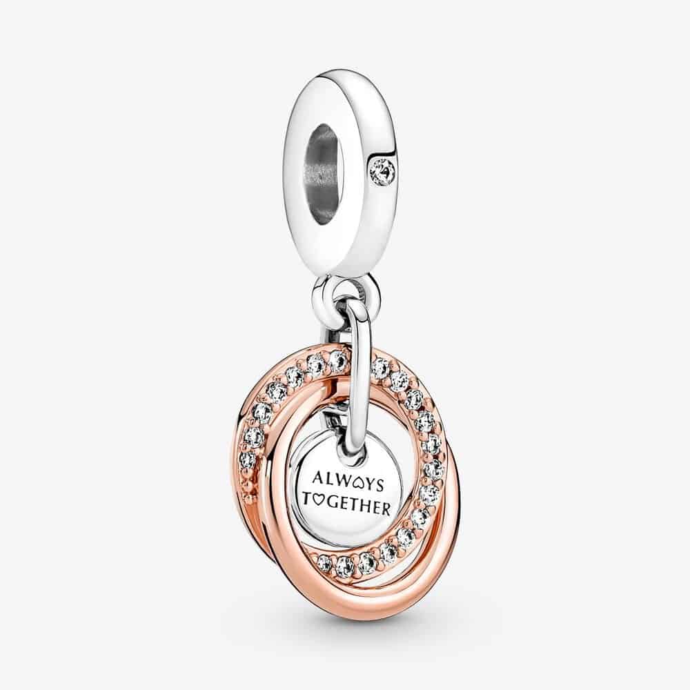Charm Pendant Cercles Ma Famille Pour Toujours 59,00 € - 780797C01 Charm Pendant Cercles Ma Famille Pour Toujours 59,00 € - 780797C01