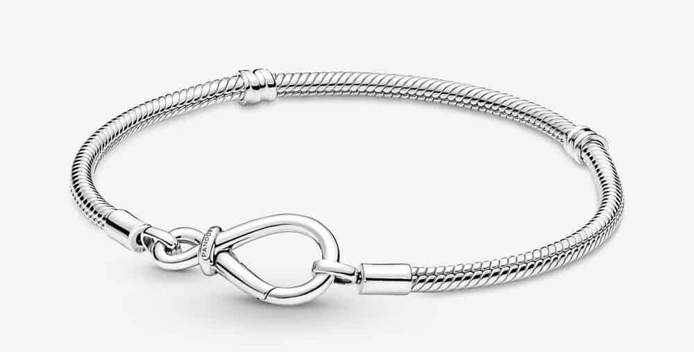 Bracelet Maille Serpent Nœud de l'Infini Pandora Moments 69,00 € - 590792C00 Bracelet Maille Serpent Nœud de l'Infini Pandora Moments 69,00 € - 590792C00
