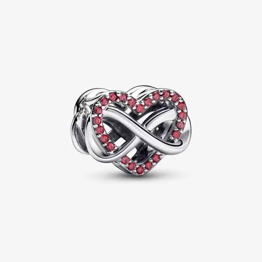 Charm Cœur Rouge Infini Famille 49,00 € - 792246C01 Charm Cœur Rouge Infini Famille 49,00 € - 792246C01