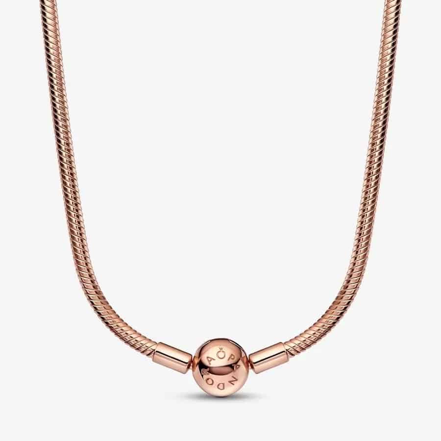 Collier Maille Serpent Pandora Moments 249,00 € - 382234C00 Collier Maille Serpent Pandora Moments 249,00 € - 382234C00
