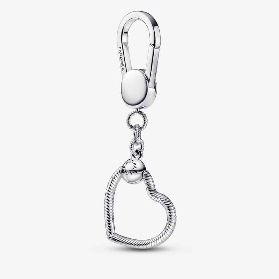 Petit Porte-Charms pour Sac Cœur Pandora Moments 69,00 € - 392238C00 Petit Porte-Charms pour Sac Cœur Pandora Moments 69,00 € - 392238C00