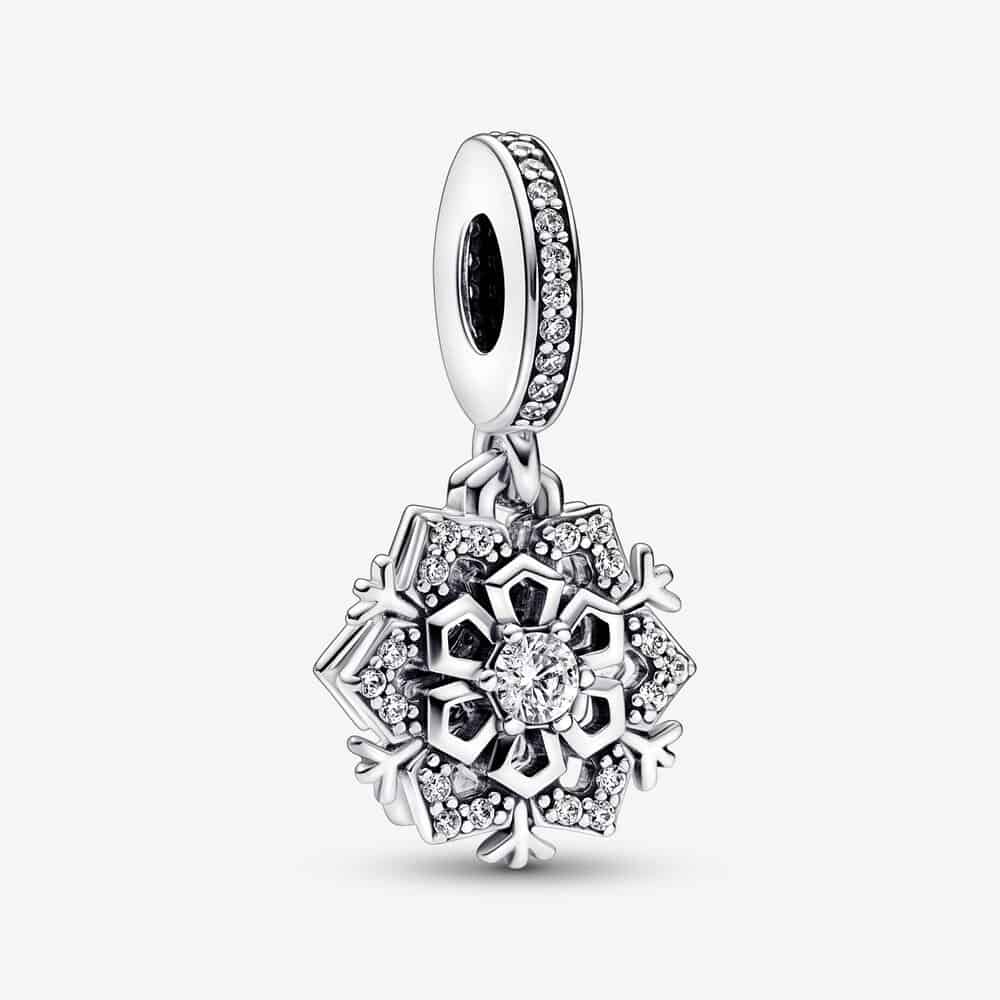 Charm Pendant Double Flocon de Neige Scintillant 49,00 € - 792355C01 Charm Pendant Double Flocon de Neige Scintillant 49,00 € - 792355C01