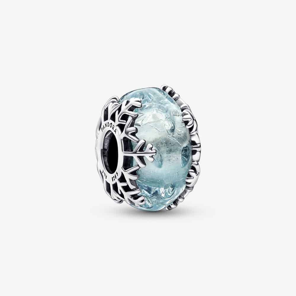 Charm Murano Flocon de Neige Bleu Hiver 39,00 € - 792377C01 Charm Murano Flocon de Neige Bleu Hiver 39,00 € - 792377C01